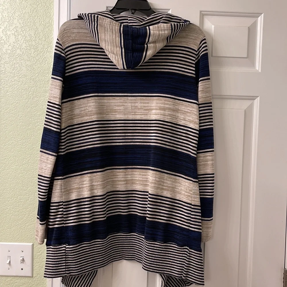 # Pankhurst cardigan. - Picture 6 of 11